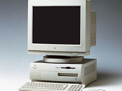 5577
